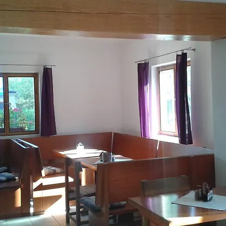 Strelnice Hotel Kněžmost